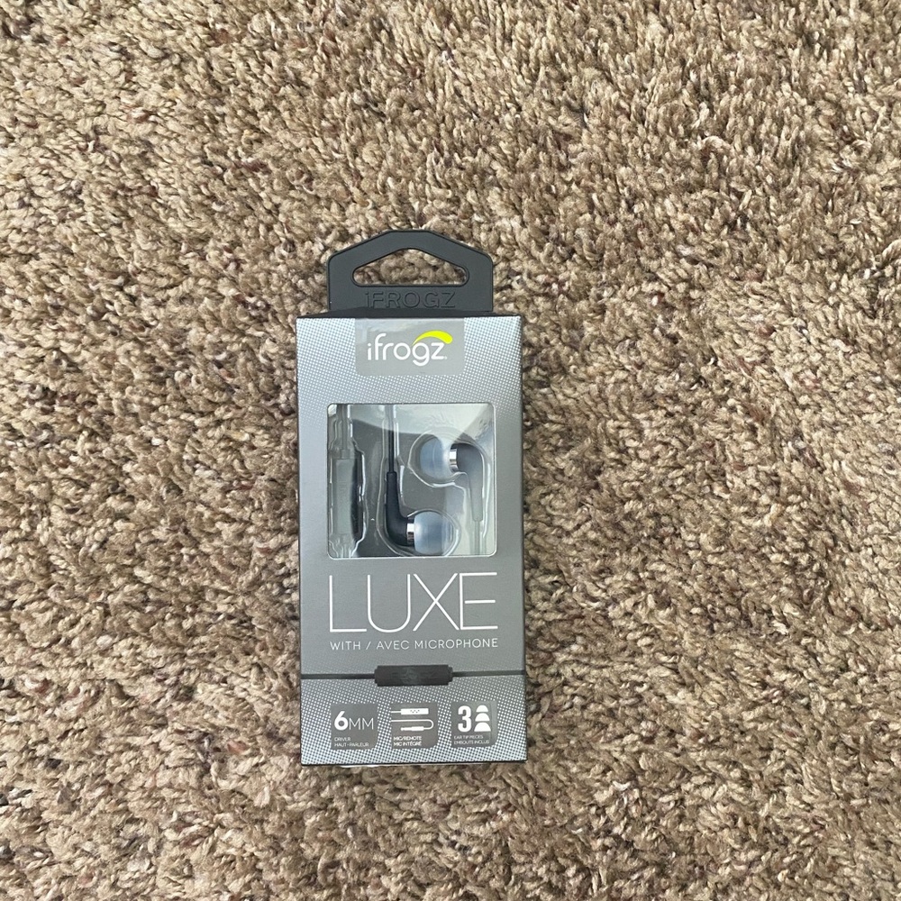 iFrogz Luxe Earbuds with Microphone